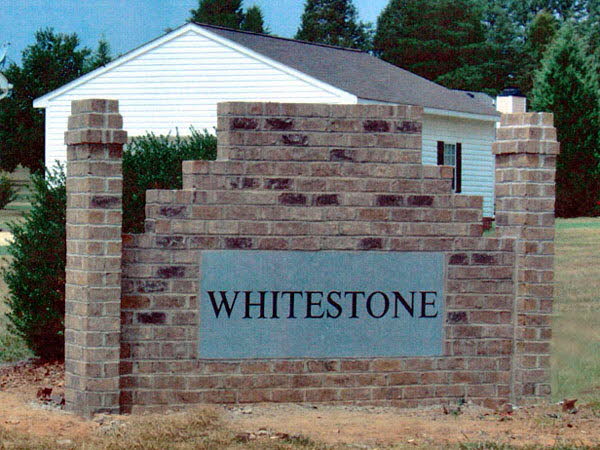 2009_WHITESTONE